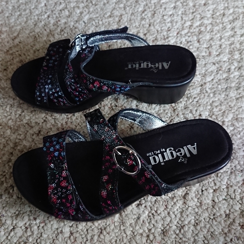 Alegria Black Multi-Color Loti Funtastic Wedge Sandals size 6 - Picture 4 of 13